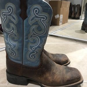 Women’s ariat boots